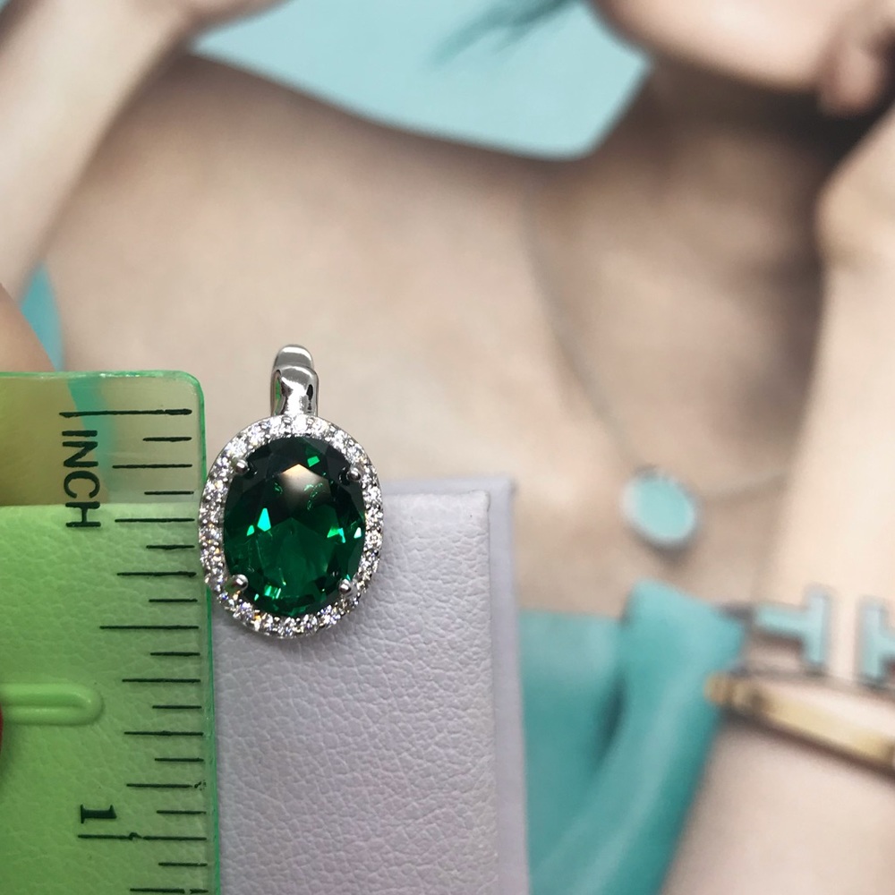 ๐ Silver 925 Emerald Earrings - Picture 3 of 4